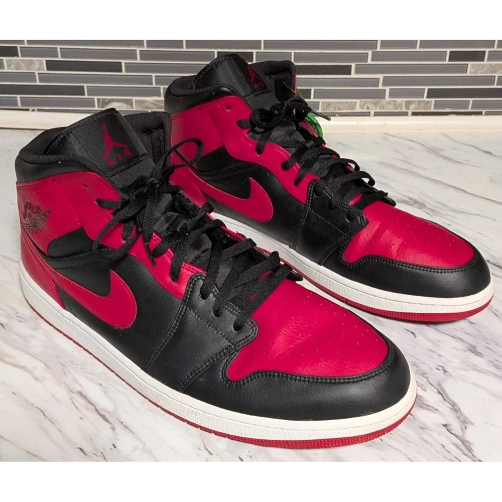 Nike Air Jordan 1 Mid Banned‎ Red Black & White Leather Shoes Men's Size 18